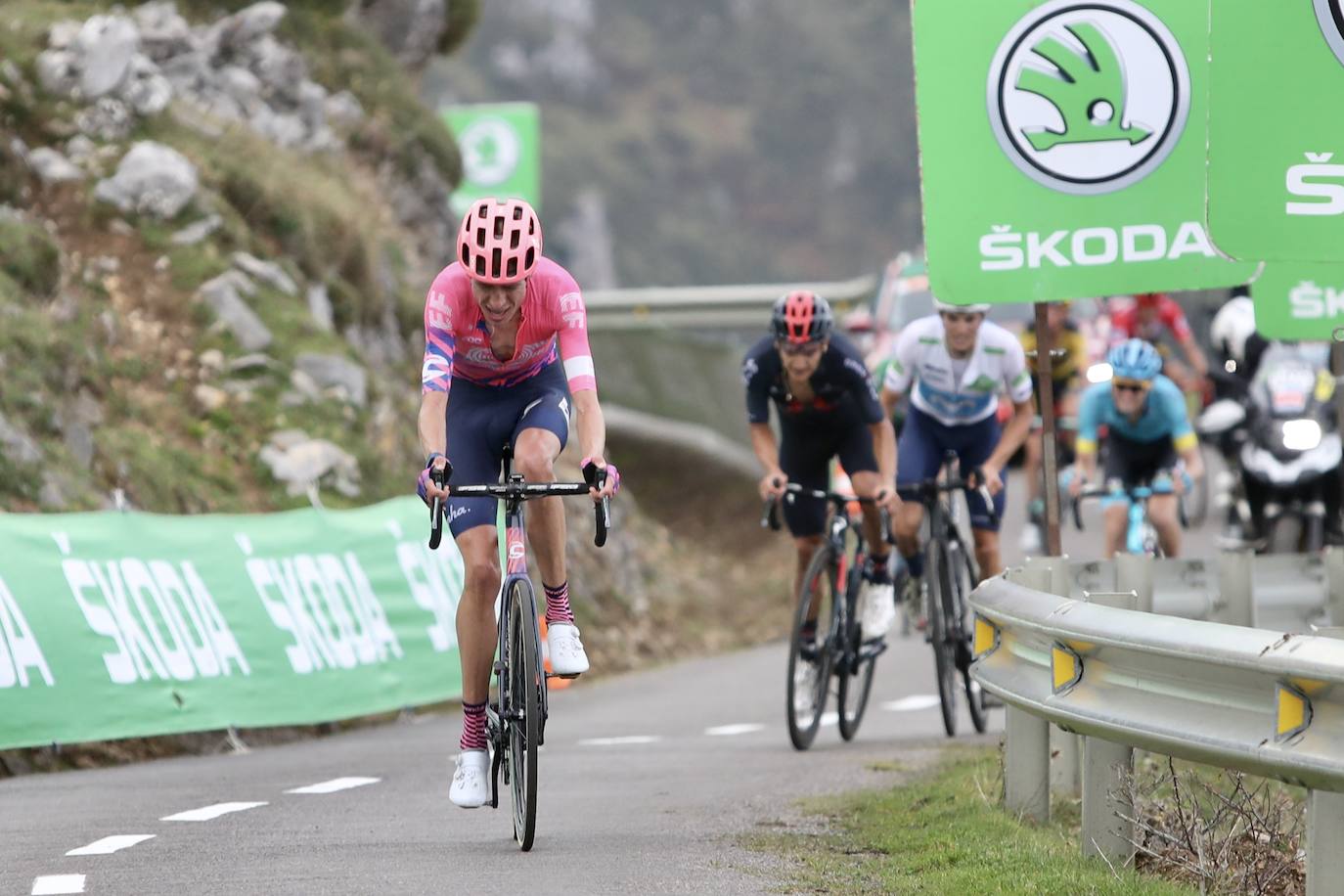 Segunda jornada de la Vuelta Ciclista en tierras asturianas, que transcurrió entre Pola de Laviana y L'Angliru.