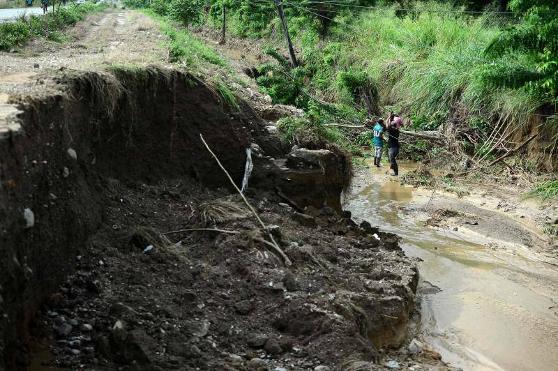 El ciclón Eta deja alrededor de 150 fallecidos o desaparecidos tras su paso por la zona norte de Guatemala. Un deslizamiento de tierras enterró unas 150 viviendas en Quejá, en el municipio de San Cristóbal Verapaz.