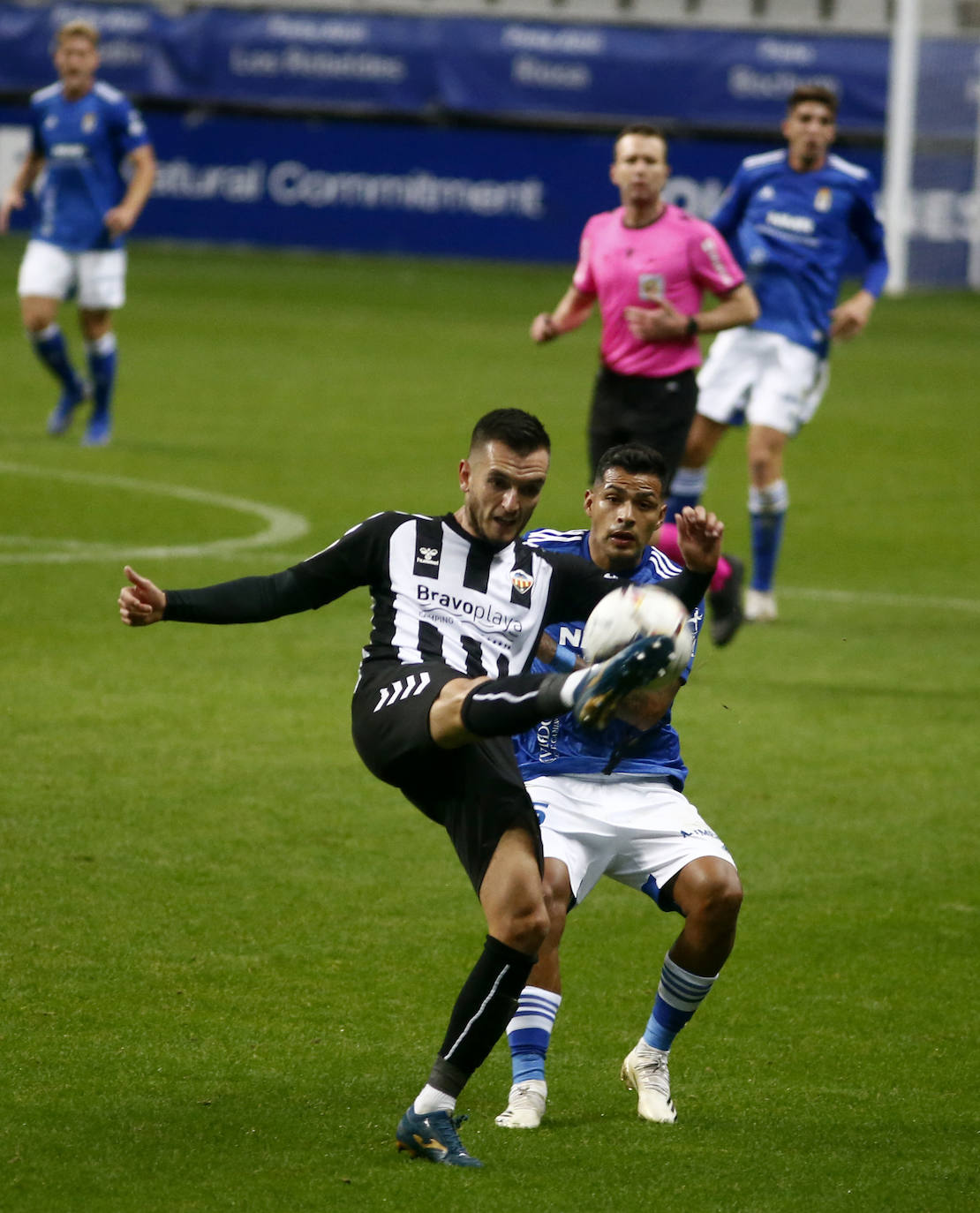 Fotos: Las imágenes del Real Oviedo - Castellón
