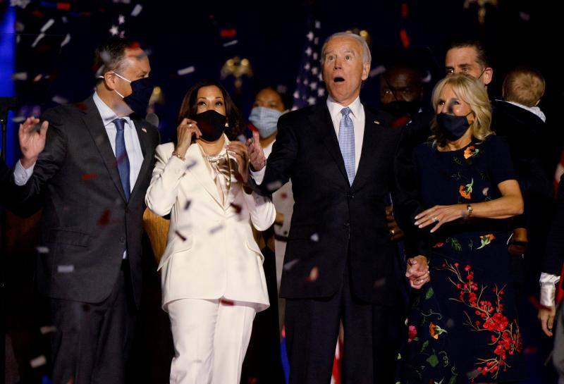 La celebración de Joe Biden, candidato a la presidencia de EE UU, y de Kamala Harris, candidata a la vicepresidencia, después de que s conociera que el demócrata ganó la las elecciones. En Wilmington, Delaware, EE UU, 7 de noviembre de 2020. 