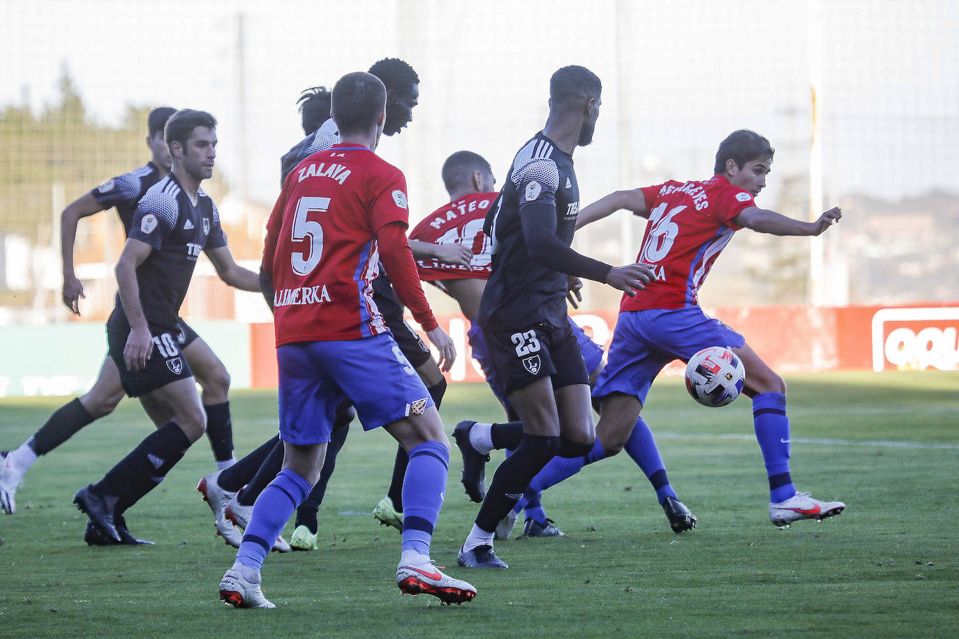 Fotos: Sporting B 1-1 Lealtad, en imágenes