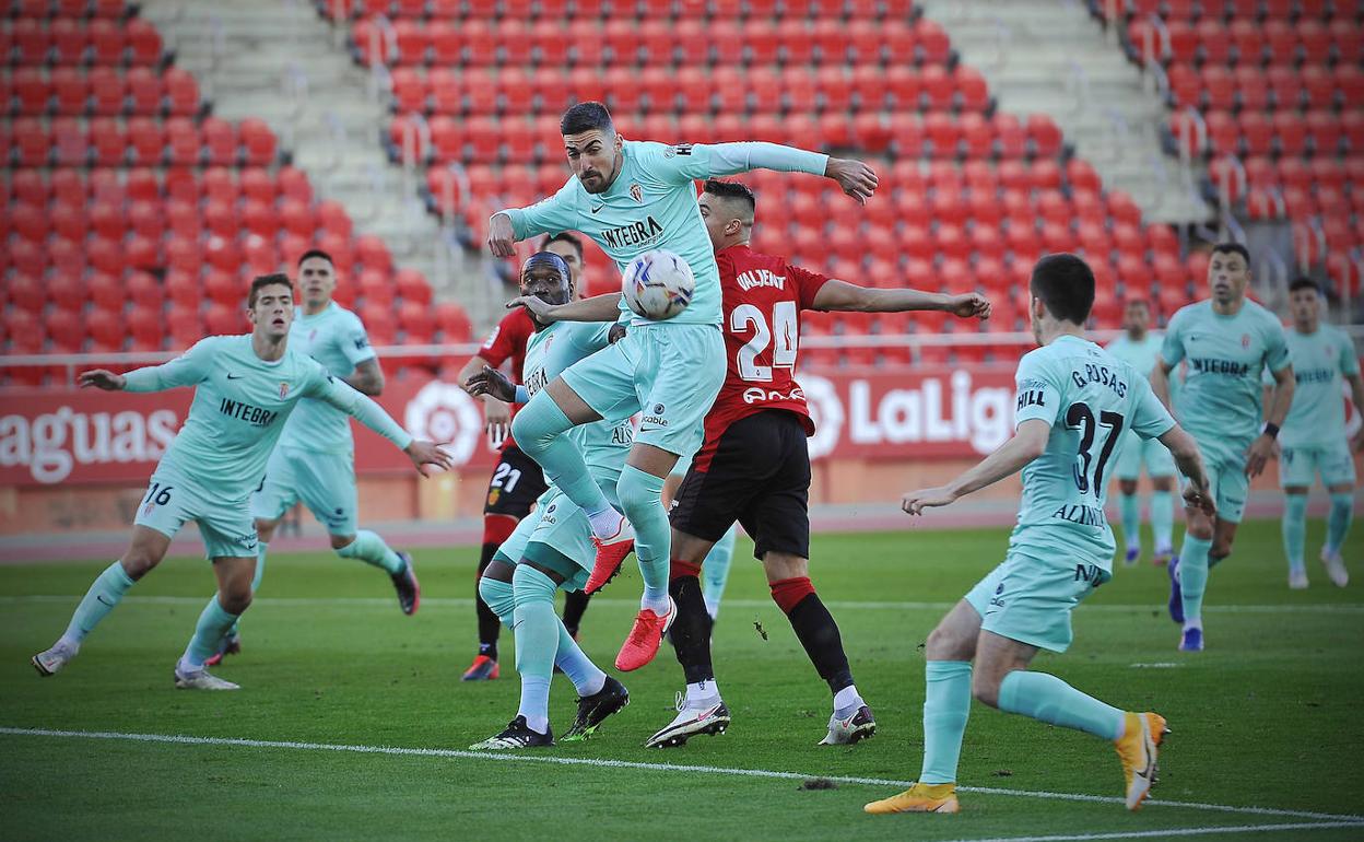 El Sporting suma un valioso punto en Mallorca