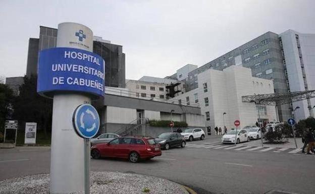 Coronavirus en Asturias | Pacientes de Urgencias esperan hasta 48 horas para ingresar en Cabueñes