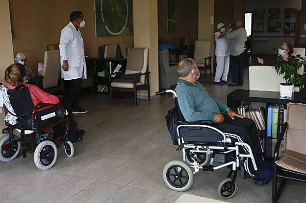 Los mayores que residen en geriátricos no podrán salir para celebrar la Navidad 