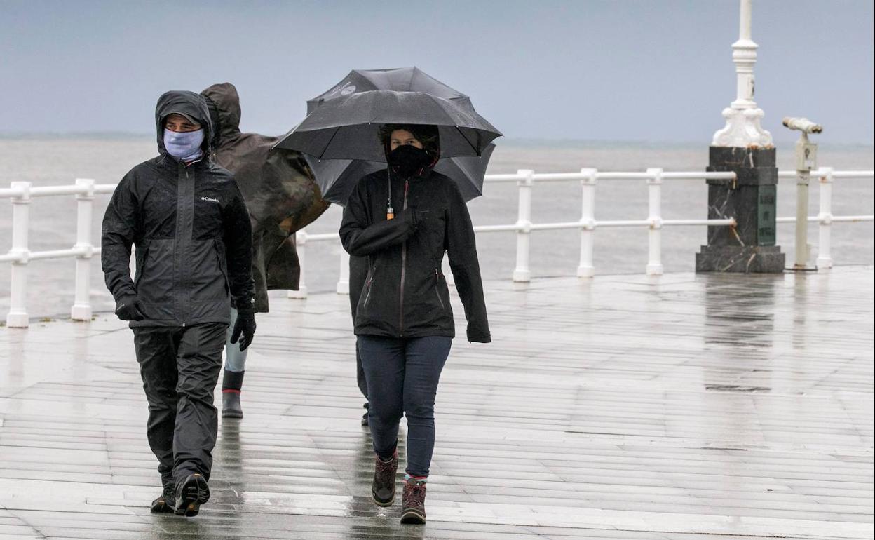 Tiempo en Asturias | Mucho frío y lluvia constante marcarán el puente de diciembre en Asturias