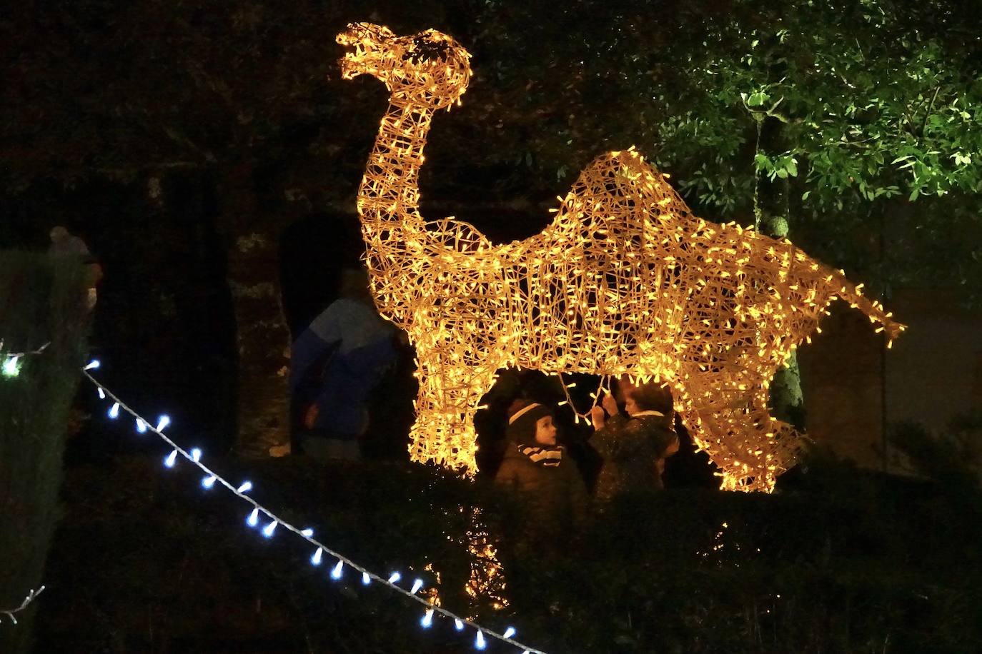 El Real Sitio inaugura las fiestas con un concierto de la Escolanía y la apertura del belén monumental