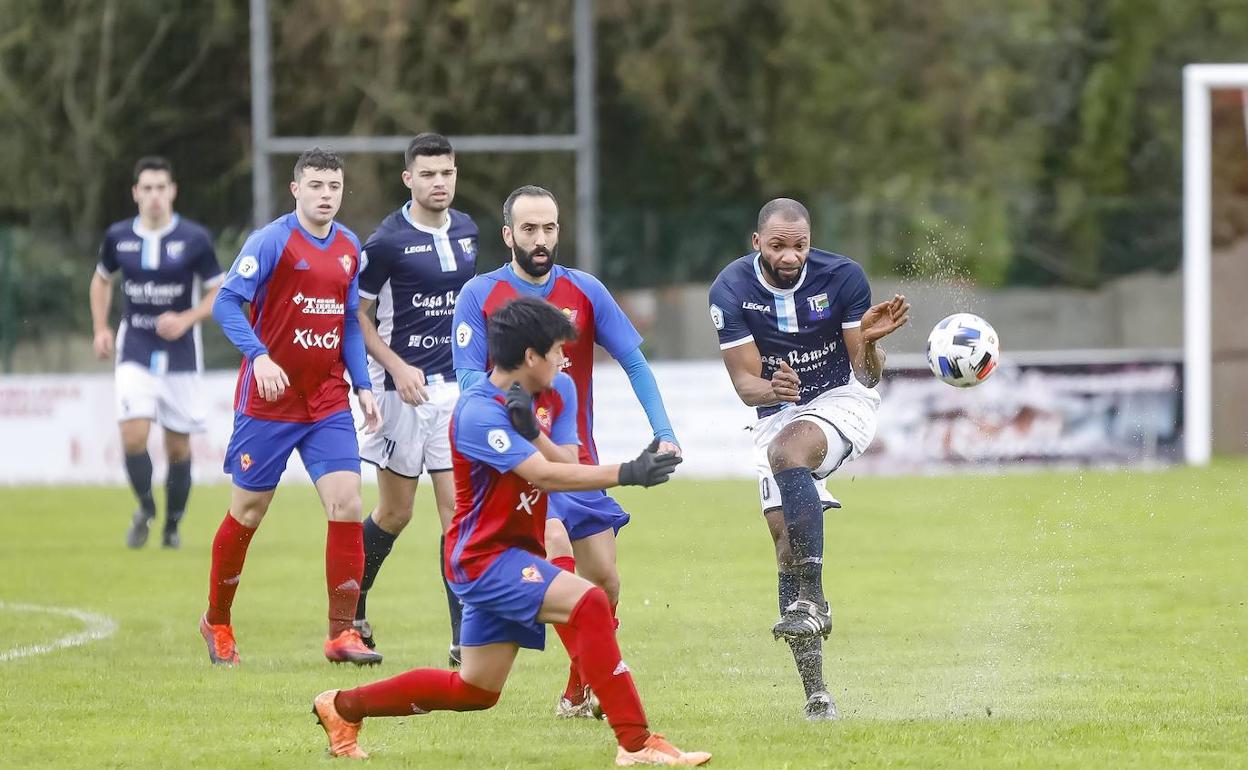 El Ceares mantiene su idilio con La Cruz