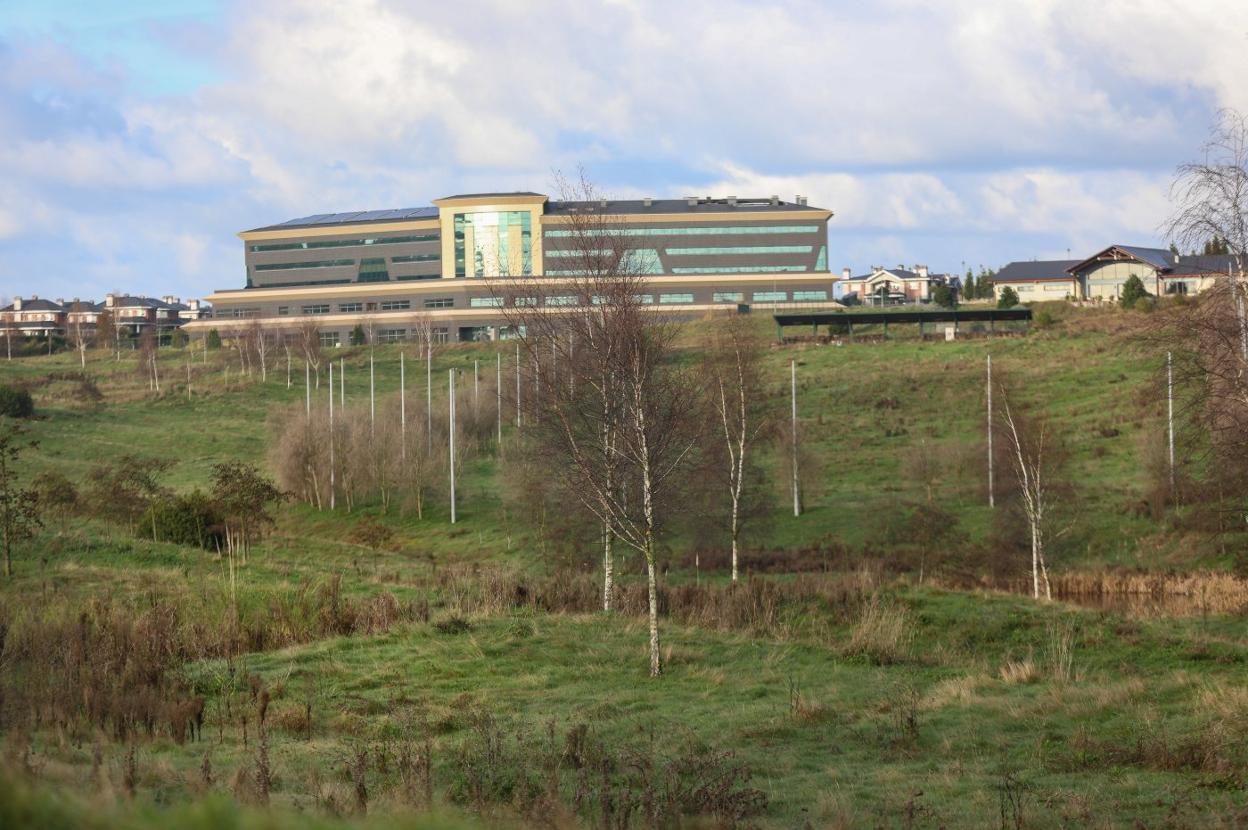 El campo de golf lleva sin mantenimiento desde hace dos años. 