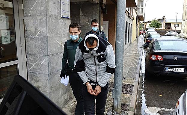 «Fue una agresión accidental», dice el acusado de atacar a sus vecinos en Llanes