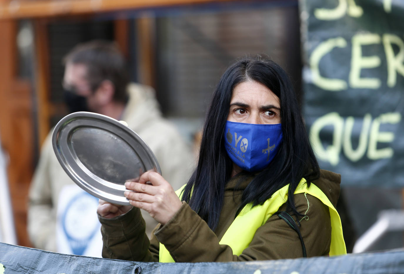 Más de doscientos empresarios de toda la región exigen ante la Junta la «reapertura viable» de los locales y no «un nuevo cierre encubierto»