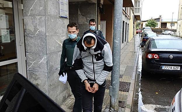 «Nadie se explica que después de que le ayudaran, les agrediera»