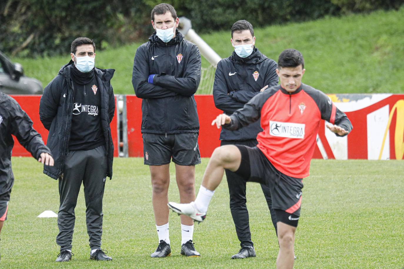 Los rojiblancos preparan su partido ante el Zaragoza