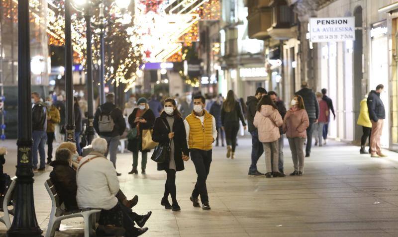 Barbón, ante las imágenes de las calles de Asturias: «Los excesos de diciembre serán la tragedia de enero»