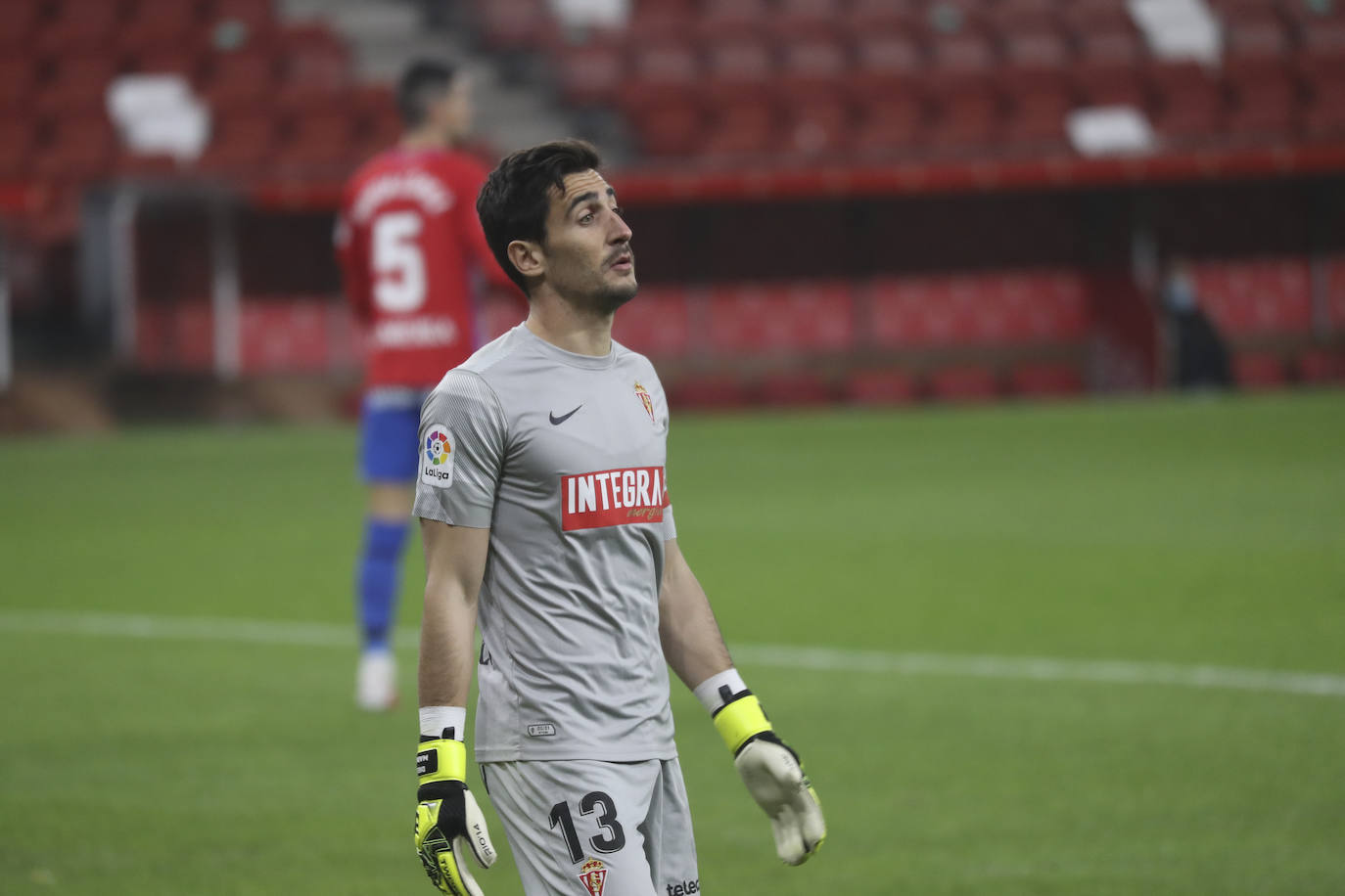 Las imágenes del partido entre el Sporting y el Zaragoza disputado este dominog en El Molinón.