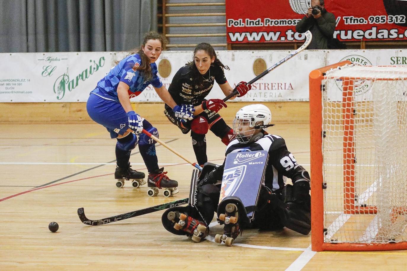 Las de Fernando Sierra suman ante Las Rozas su tercera victoria seguida, en la que destacó los tres tantos de María Sanjurjo