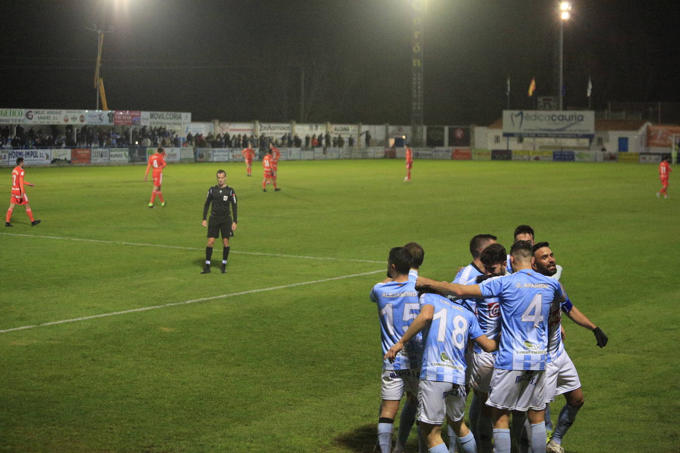 Fotos: Las mejores jugadas del Coria - Real Oviedo