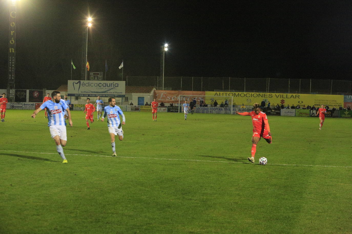 Fotos: Las mejores jugadas del Coria - Real Oviedo