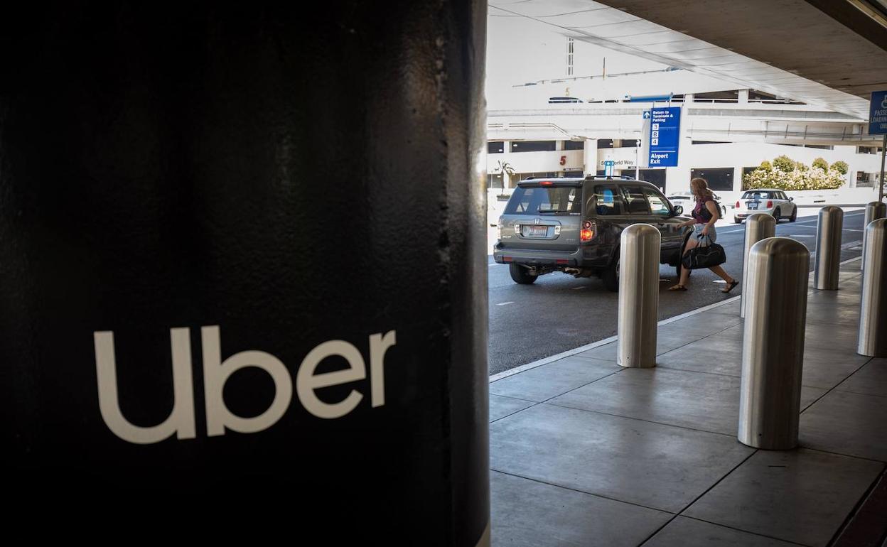 Multa millonaria a Uber por ocultar información sobre agresiones sexuales de conductores a pasajeros