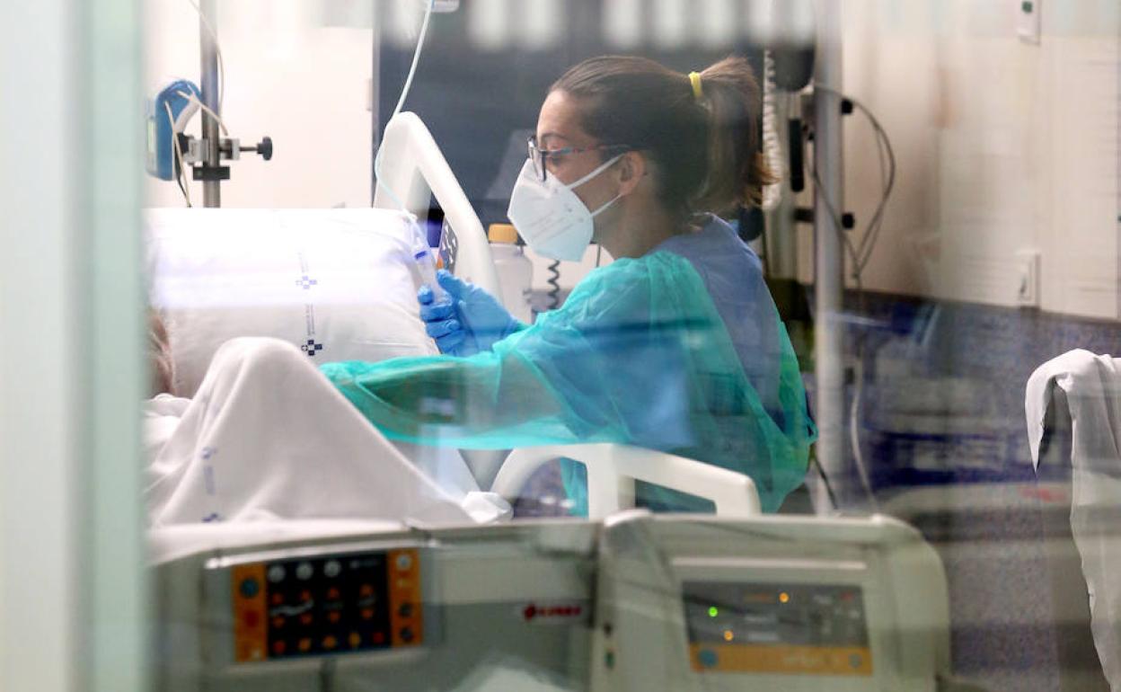 Unidad de Cuidados Intensivos del HUCA.