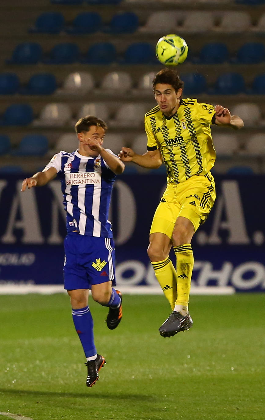 Fotos: Ponferradina-Real Oviedo, en imágenes