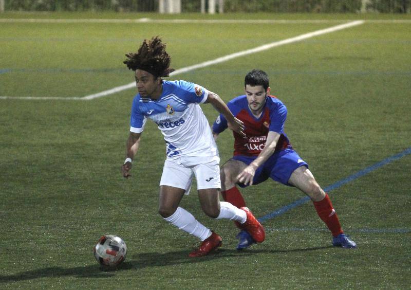 El Ceares se impuso este miércoles al Mosconia por 1-0, un resultado que le permite colocarse al frente de la clasificación.