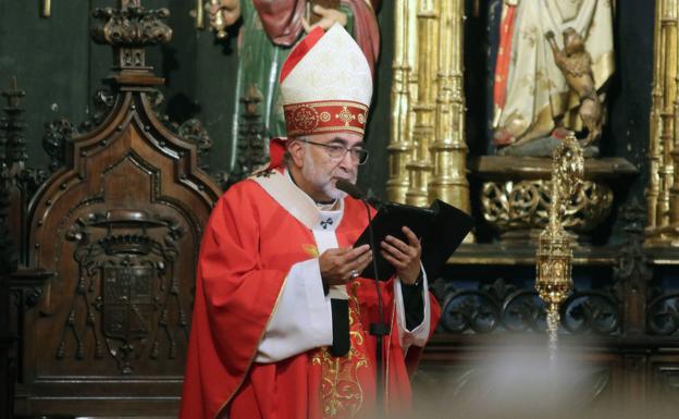 Jesús Sanz Montes, durante una misa en la Catedral.