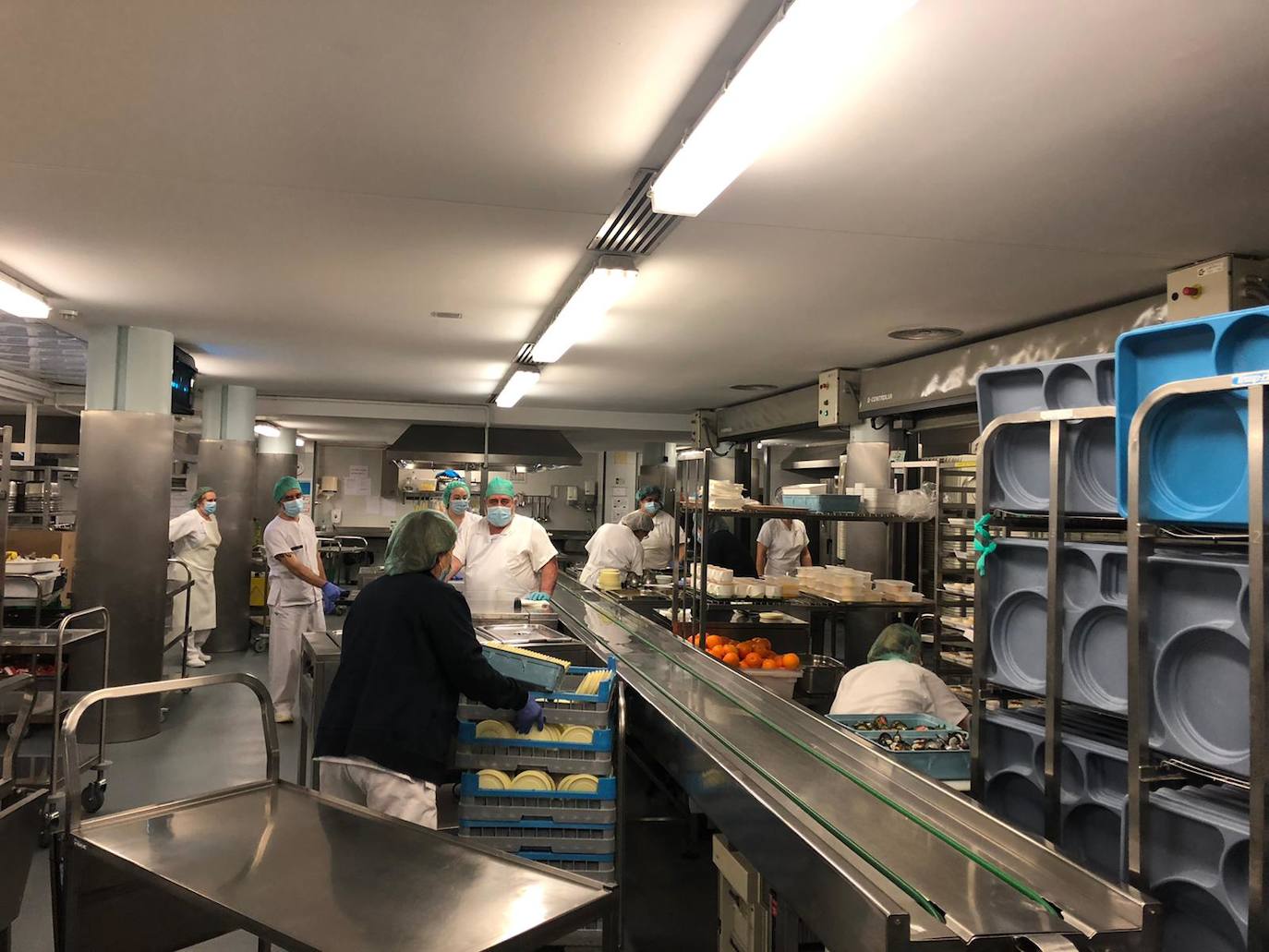 La noche más entrañable del año 783 profesionales lo dan todo en una guardia con cuatro bebés y un fallecimiento