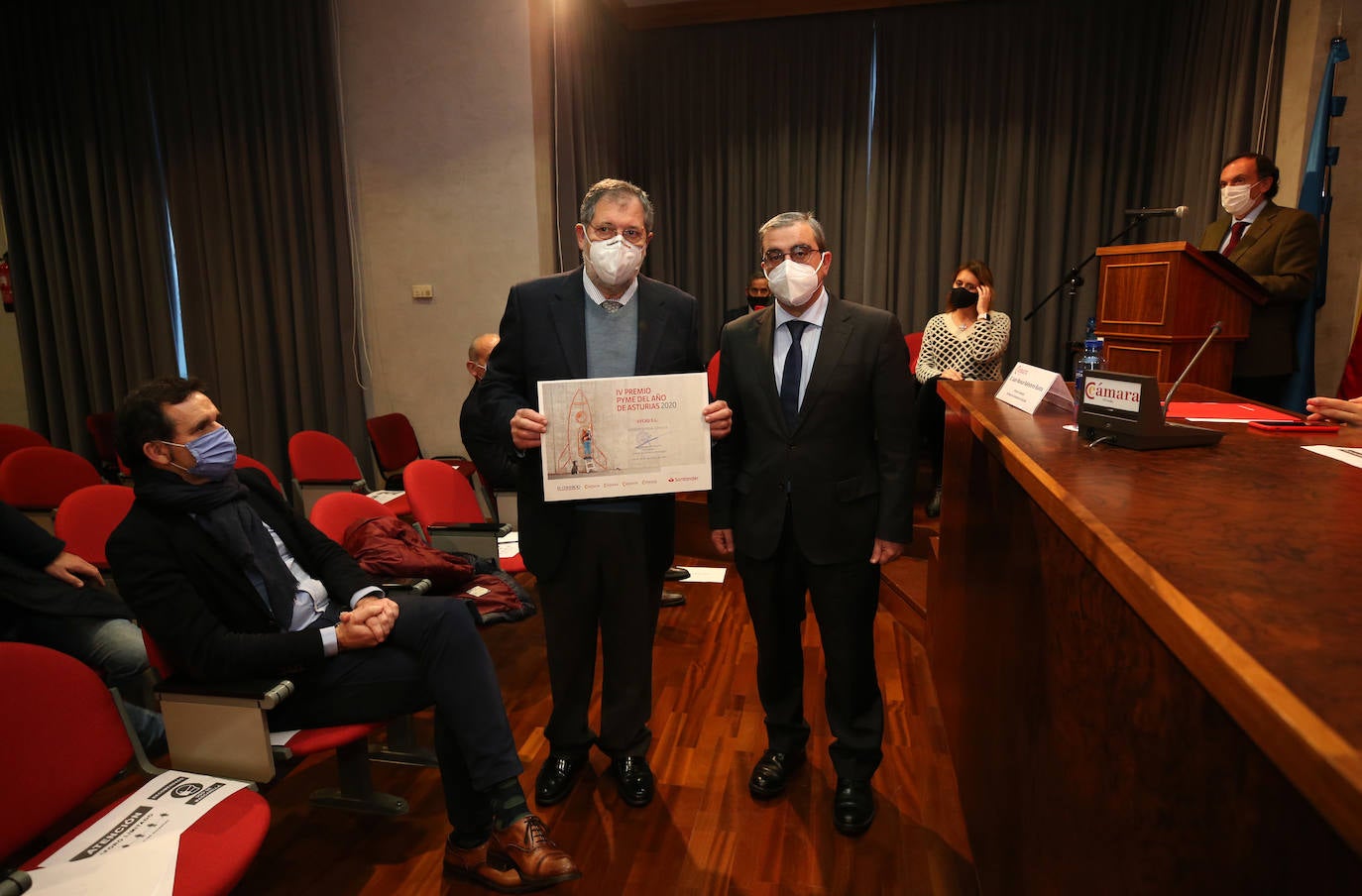 Neoalgae, I-Lanza, Intgraf, Exiom Solution y Vycas reciben el accesit de los galardones que conceden las cámaras de comercio, el Santander y EL COMERCIO