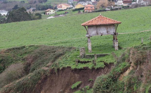 Un nuevo desprendimiento amenaza el campo de La Regalina