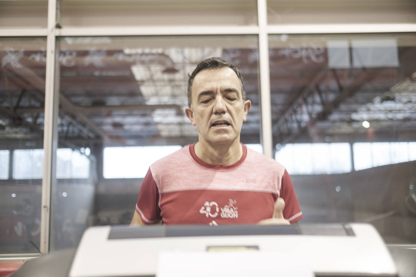 Youssef Benkert e Isabel Barreiro fueron los más rápidos en esta edición indoor en el Palacio de los Deportes.