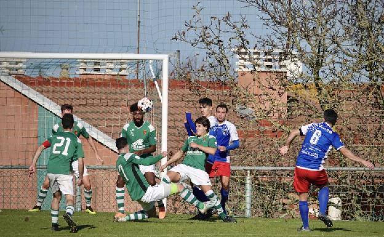 Las pruebas PCR descartan los doce positivos en covid-19 del Llanes