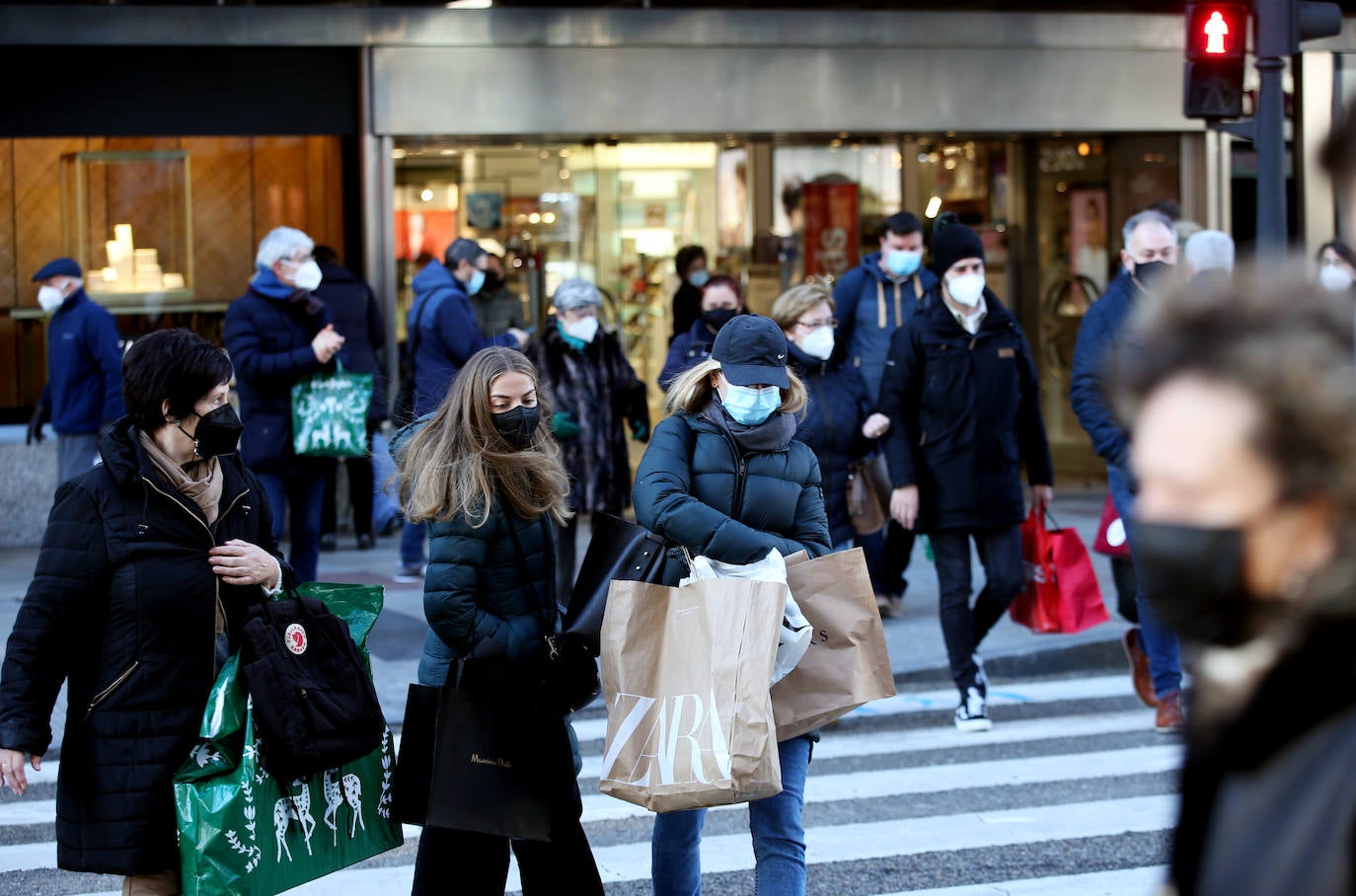 Enero comienza con rebajas en los comercios