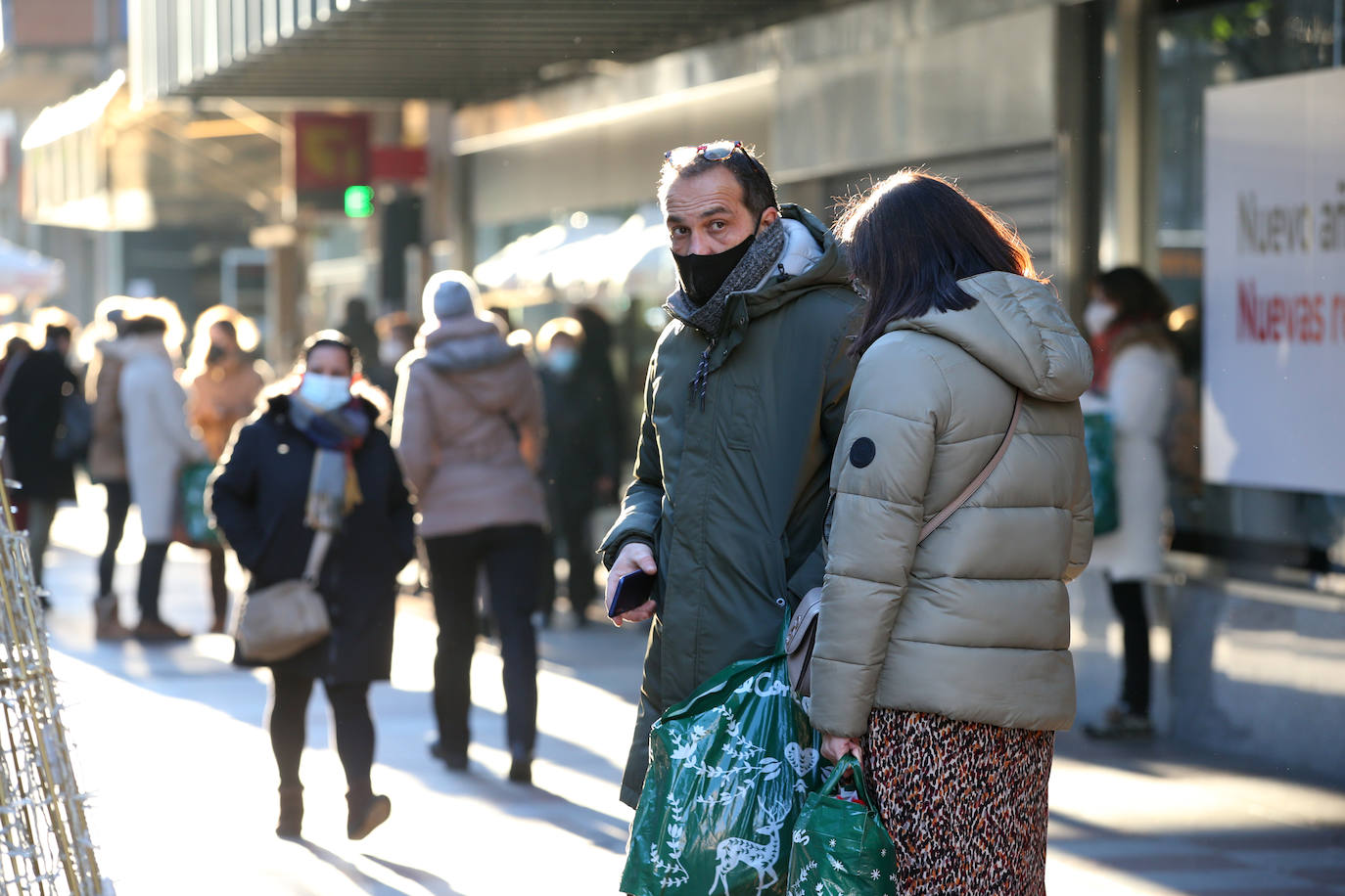 Enero comienza con rebajas en los comercios