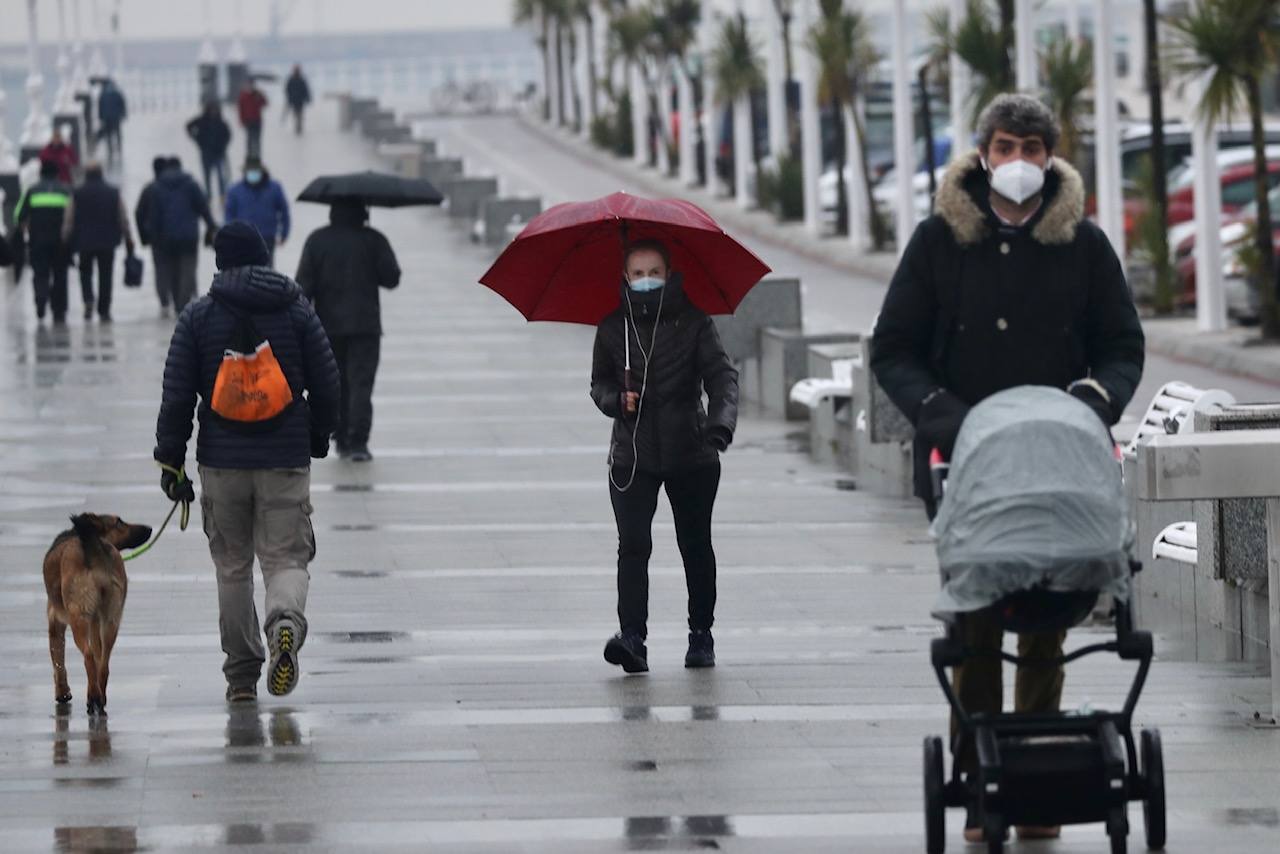 La borrasca deja nevadas y mucho frío en la región, que permanecerá en alerta todo el fin de semana.