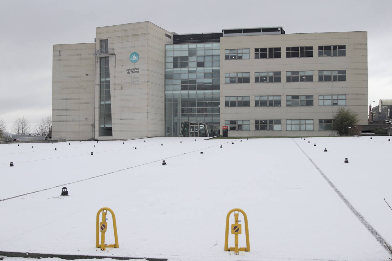 La borrasca deja nevadas y mucho frío en la región, que permanecerá en alerta todo el fin de semana.