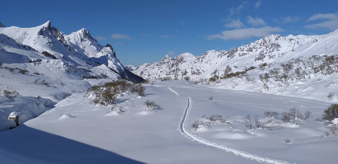 La borrasca deja nevadas y mucho frío en la región, que permanecerá en alerta todo el fin de semana.