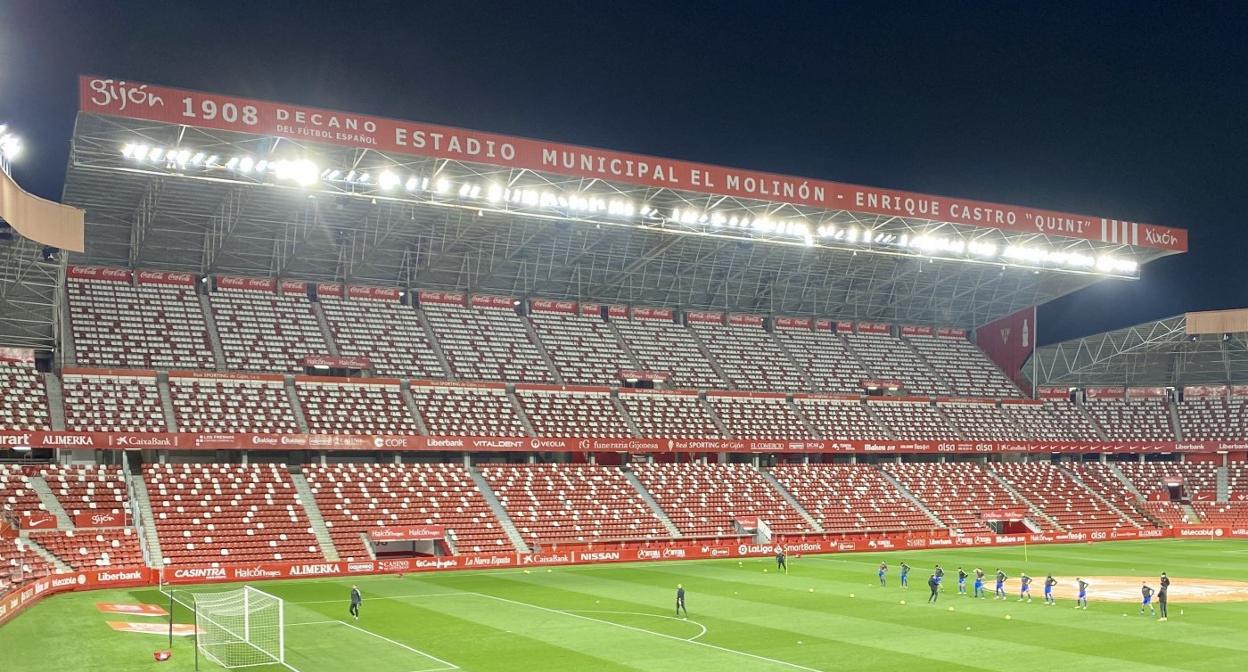 Aspecto de la Grada Este donde se ubicará a los trescientos abonados que podrán acudir al partido del domingo ante el Betis.