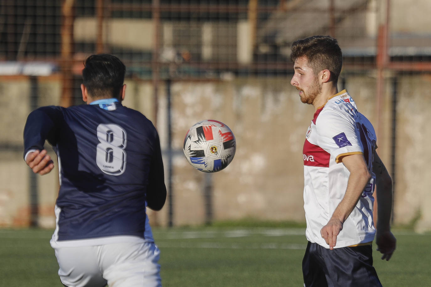 Fotos: Las mejores imágenes del partido entre el UD Gijón Industrial - CD Vallobín