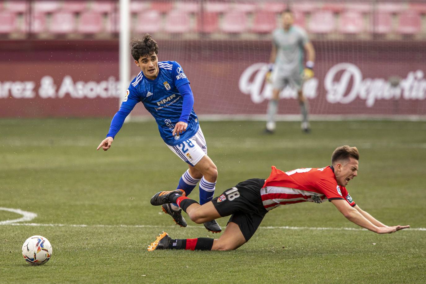 Fotos: Logroñés 0-0 Real Oviedo, en imágenes