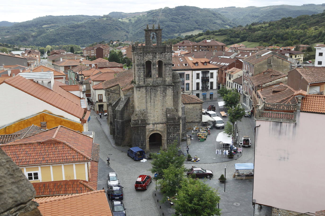 Iglesia de Salas (Asturias)