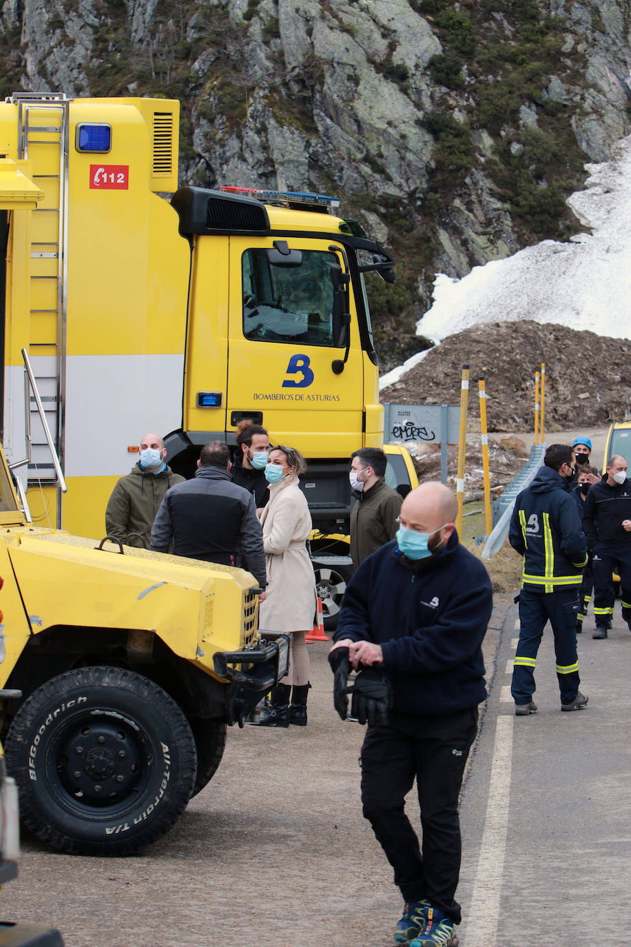 El dispositivo de búsqueda integrado por efectivos de Bomberos del Servicio de Emergencias del Principado de Asturias (SEPA), junto a miembros del GREIM de la Guardia Civil, localizaron este sábado el cuerpo de Virgilio García, el operario de carreteras del Principado que resultó sepultado por un alud el día de Año Nuevo