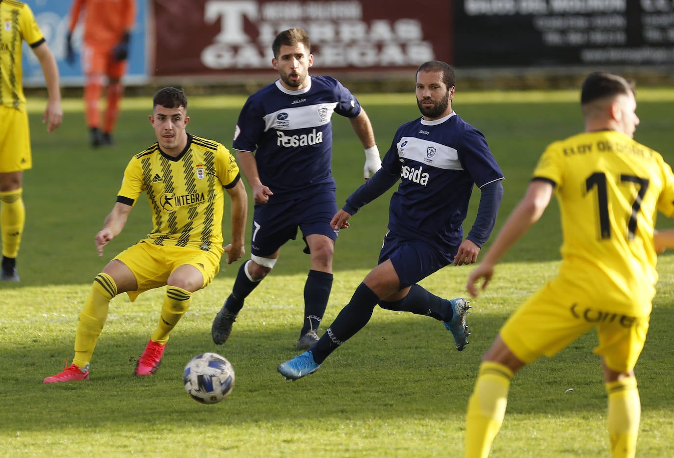 Partido disputado este domingo en Miramar entre el Marino y el filial del Oviedo.