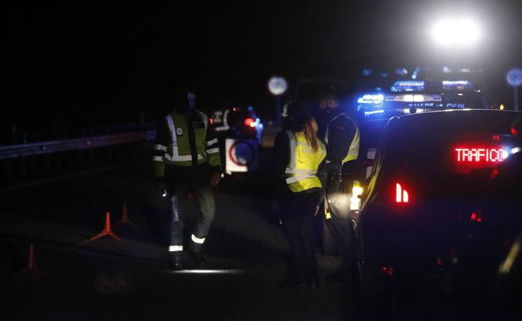 Fallece un guardia civil y dos resultan heridos en un accidente en la autovía minera 