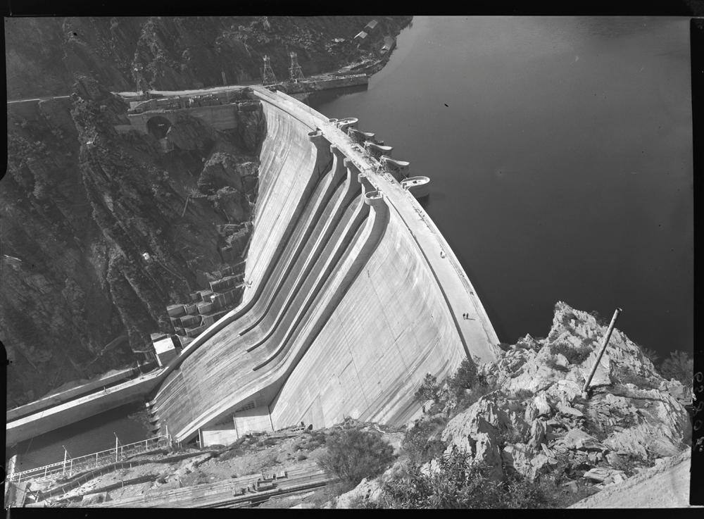 Vista del embalse de Salime, 1955.