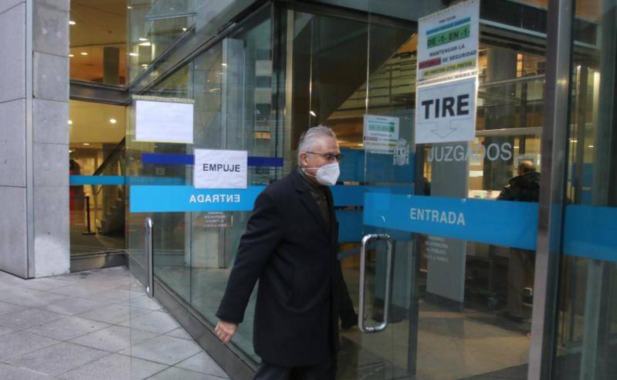 «En ningún contrato tuve ninguna advertencia de ilegalidad», dice Trevín