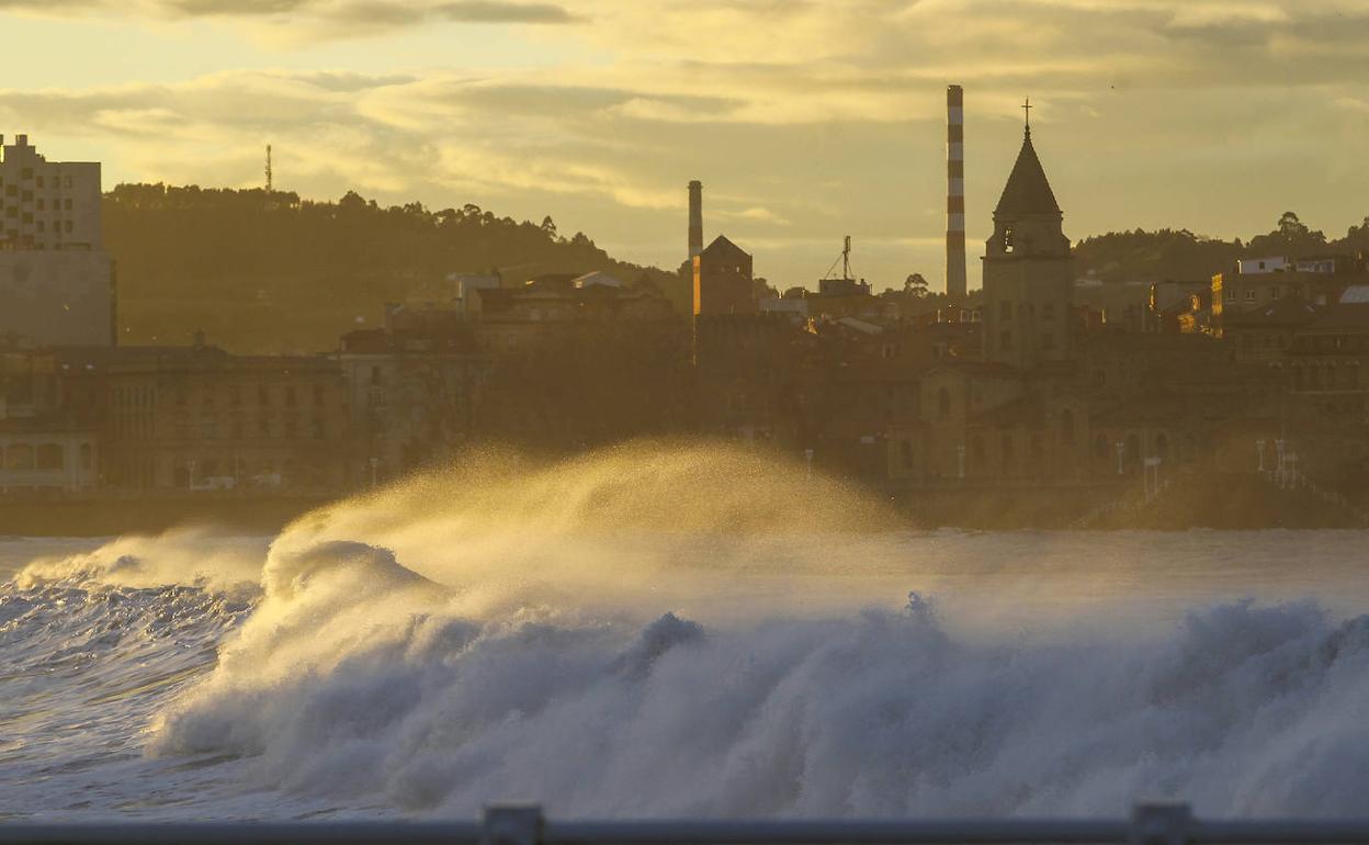 Olas en Gijón 