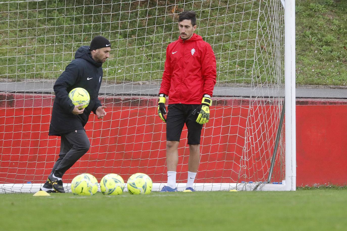 Fotos: Entrenamiento del Sporting (16/02/2021)