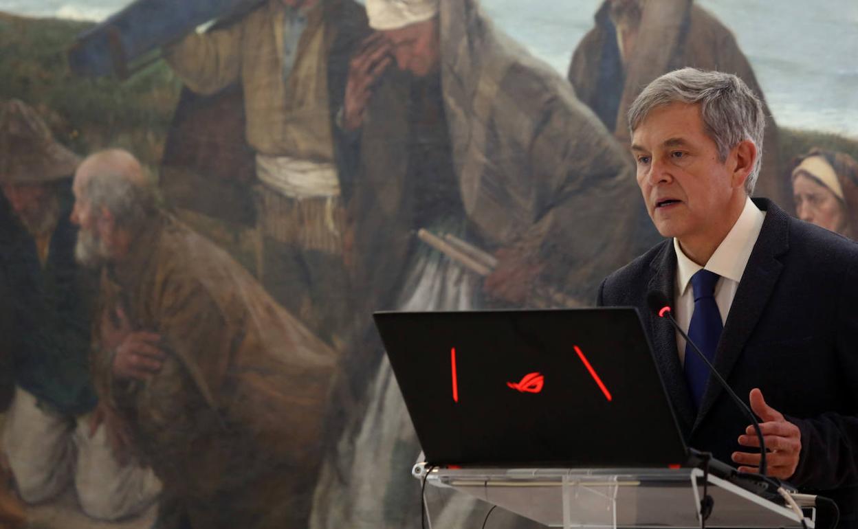 Javier Barón, este martes, en el Museo de Bellas Artes.