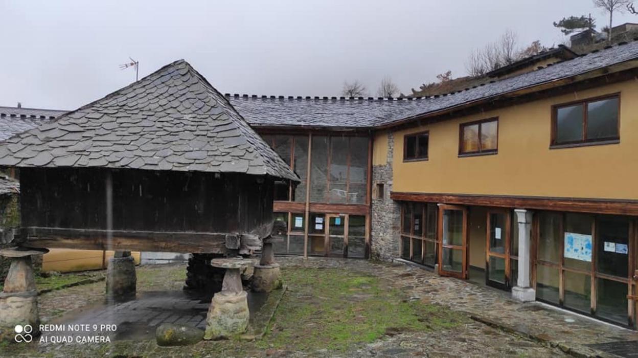 El centro de interpretación de Degaña abre diez años después de su  rehabilitación | El Comercio: Diario de Asturias