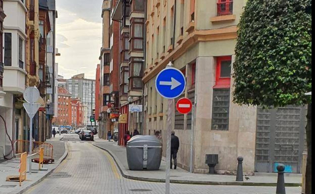 El Auto Salón pierde su acceso directo por la calle de El Carmen